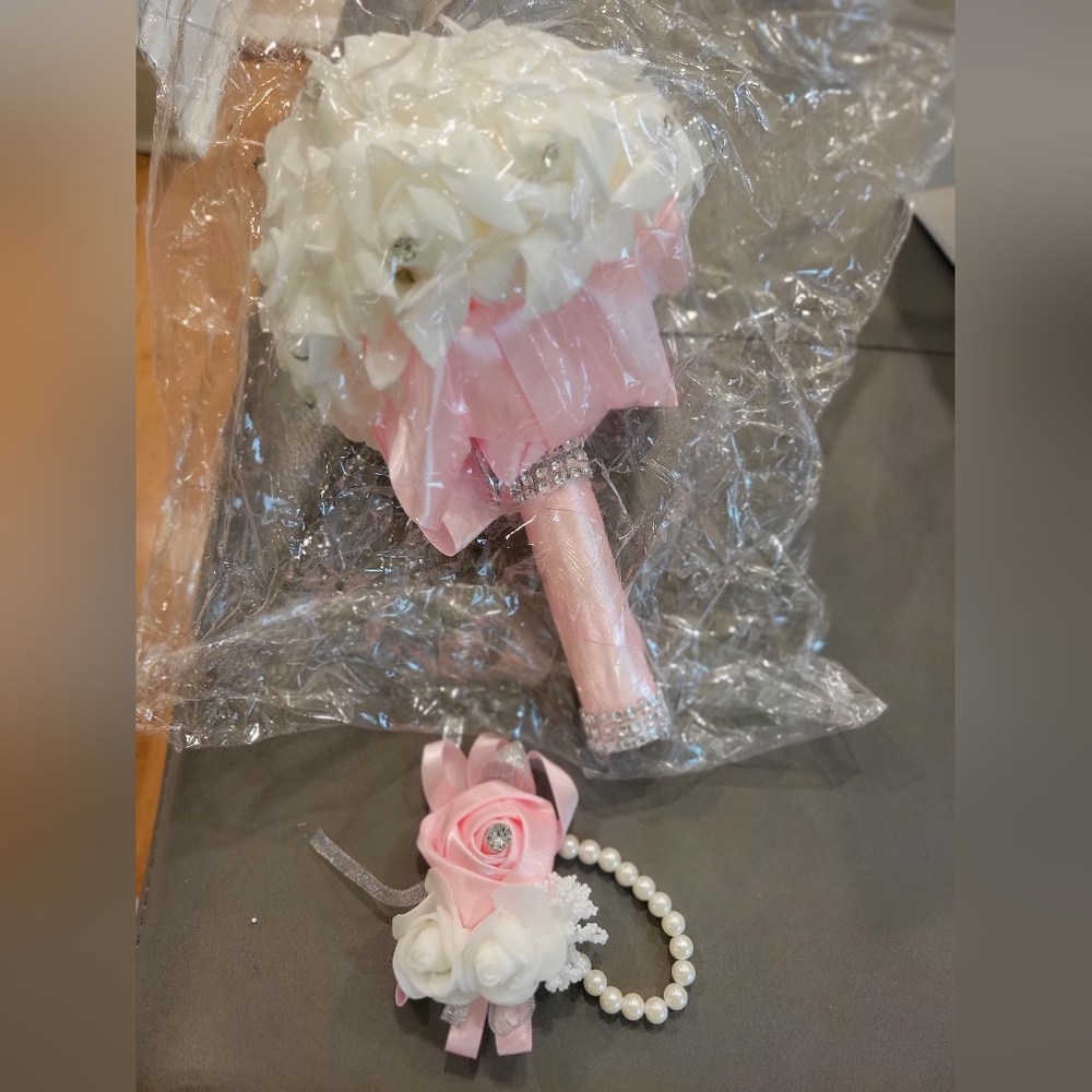 Bridesmaid White Roses Bouquet and Matching Wrislet
